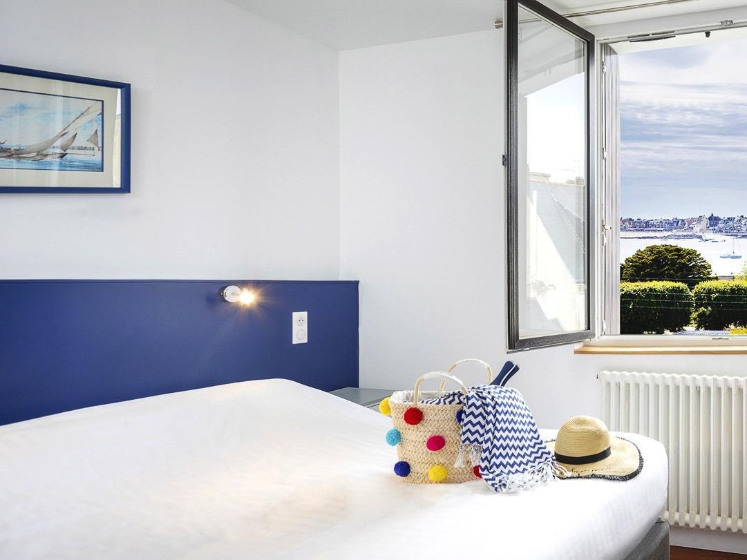 Hotel Spa De La Citadelle Lorient Port-Louis Eksteriør bilde