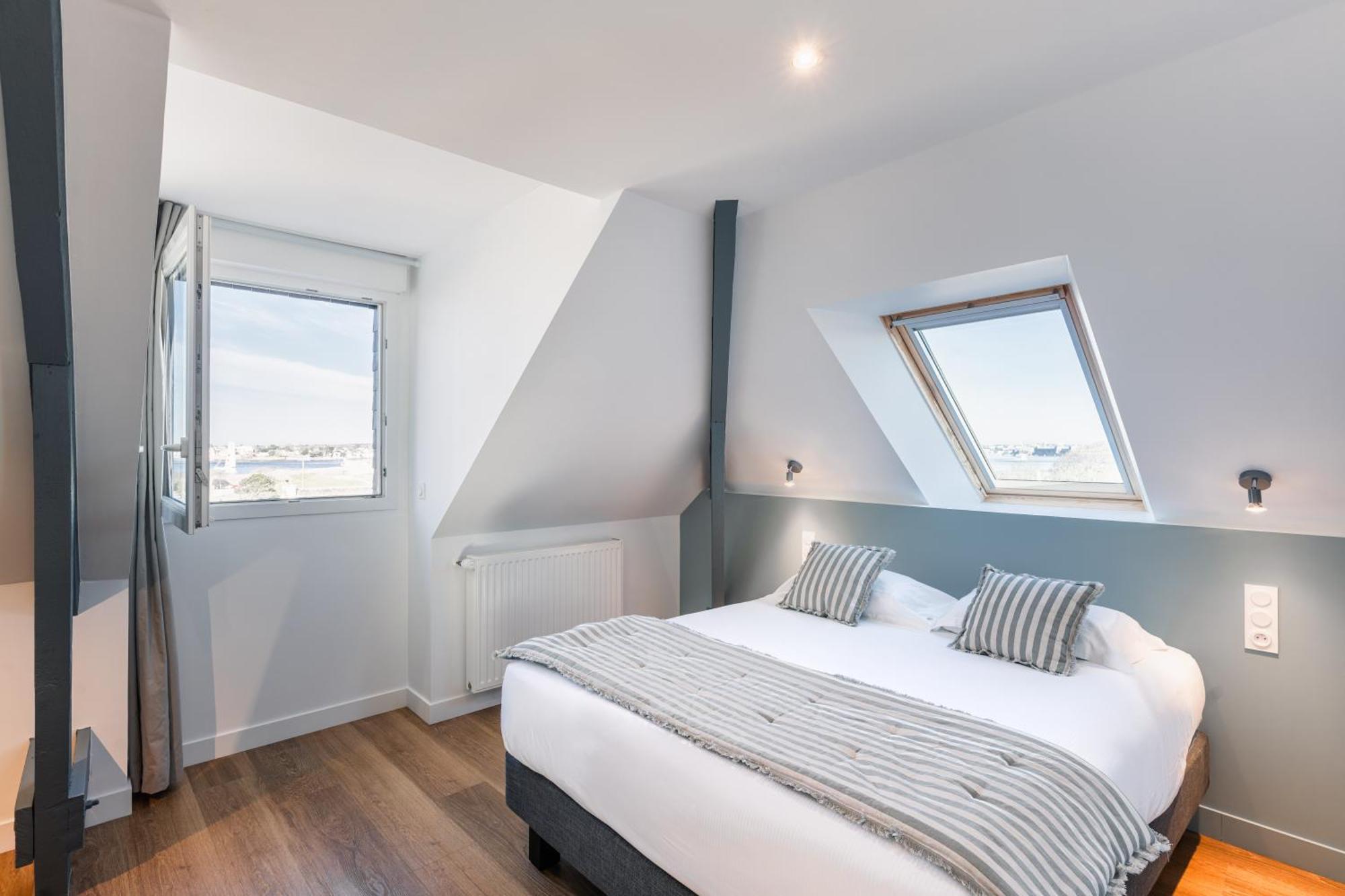 Hotel Spa De La Citadelle Lorient Port-Louis Eksteriør bilde